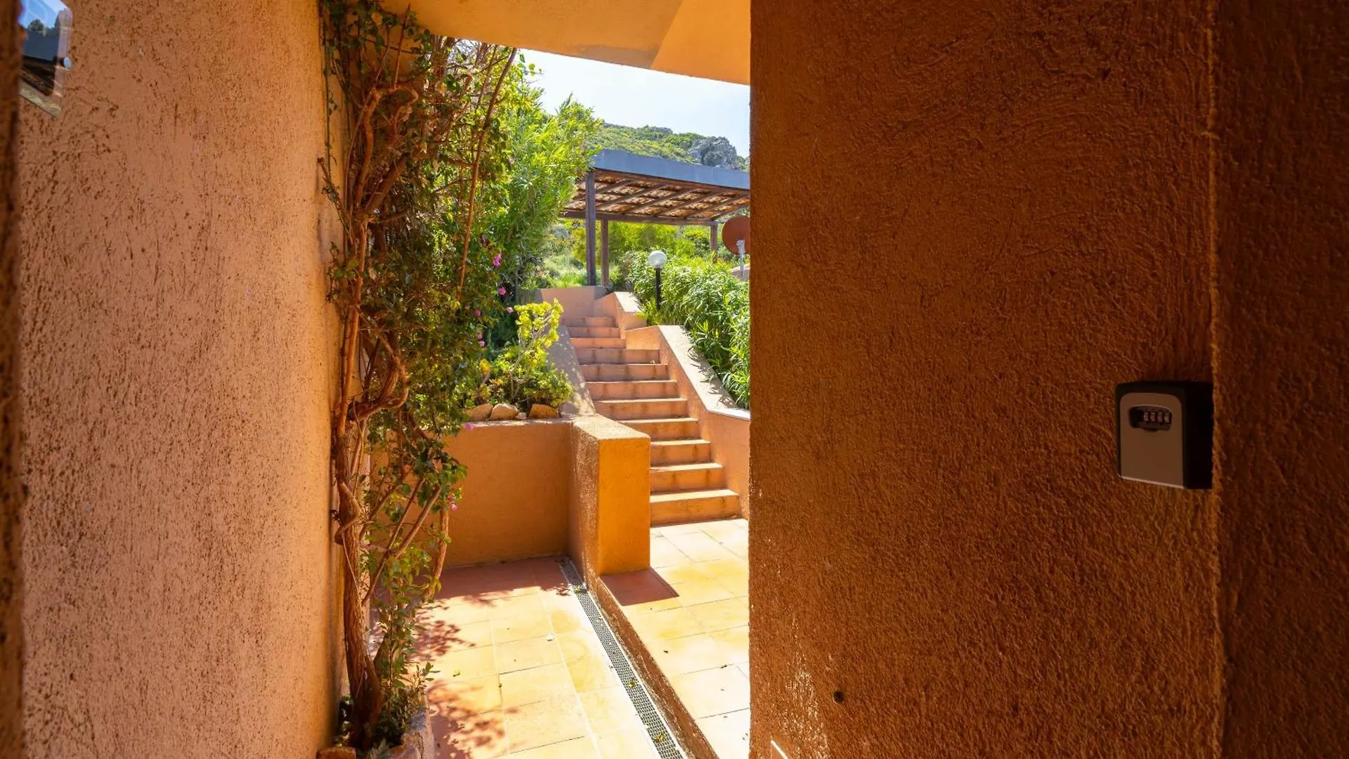 度假居 Relax Vista Mare In Villetta Moderna Con Ampio Giardino In 帕拉迪索海岸